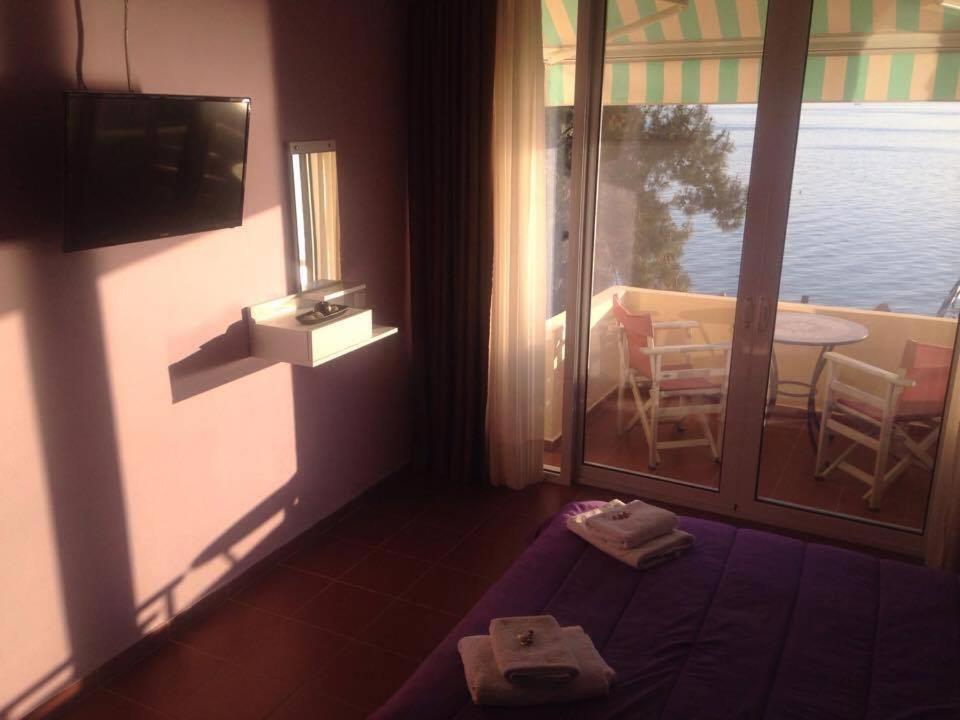 Maravellia Hotel Loutra Edipsou  Exterior photo